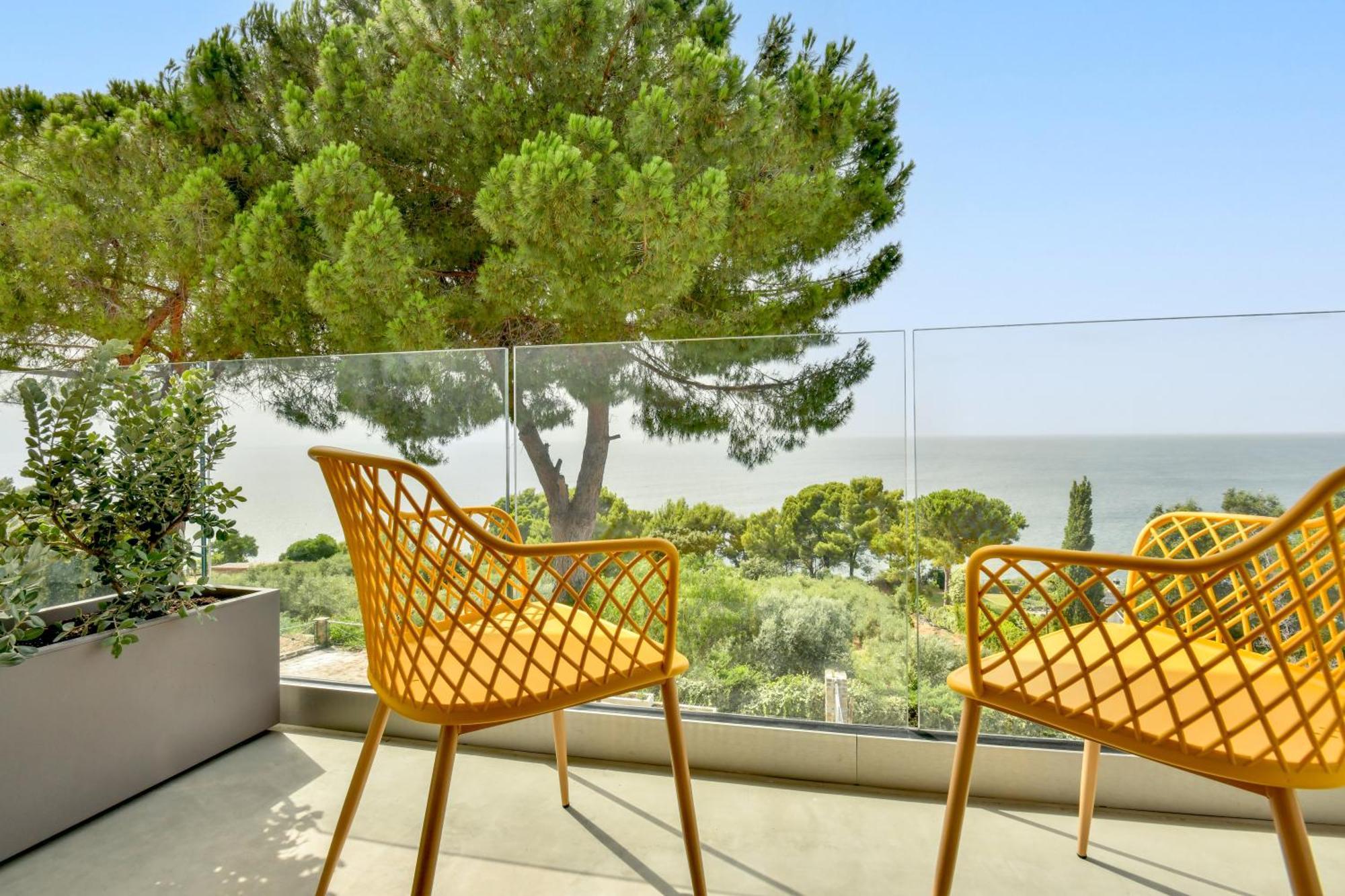 Albeca Boutique Hotel - Relais De Charme Sul Mare กัสเตลลาบาเต ภายนอก รูปภาพ