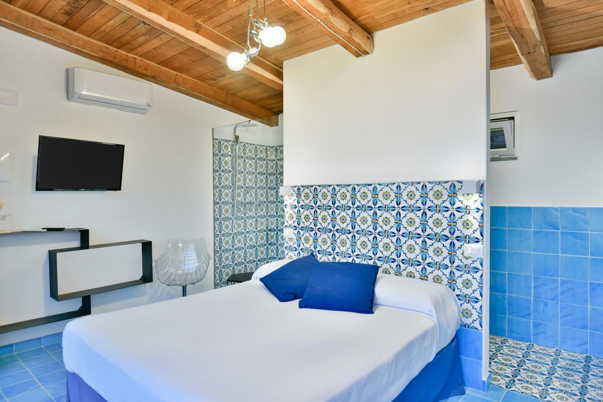 Albeca Boutique Hotel - Relais De Charme Sul Mare กัสเตลลาบาเต ภายนอก รูปภาพ